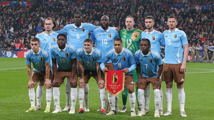 Bélgica utilizando camisa azul na Eurocopa • Foto: Crystal Pix/MB Media/Getty Images