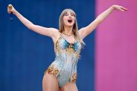 Após anunciar álbum, Taylor Swift monta playlist e gera teorias entre fãs