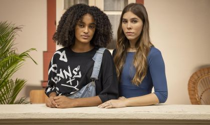 Semana em "Renascer" terá nascimento de criança intersexo e fim de casais