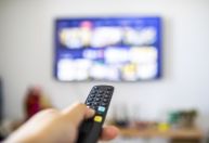 Proibição de venda de TV sem antena digital avança na Câmara