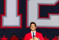 Lenda da NFL, Tom Brady recebe tributo do New England Patriots