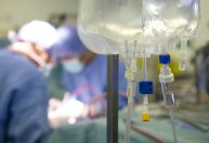 Tratamento do HIV é indicado para transplantados? Especialista responde