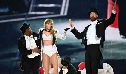"Não quero esconder nada", diz Travis Kelce sobre romance com Taylor Swift