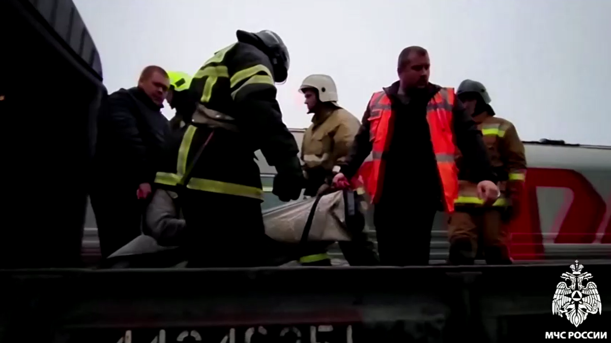 Trem descarrilha na Rússia e deixa feridos