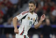 Atacante da Hungria passa por cirurgia após grave lesão na Eurocopa