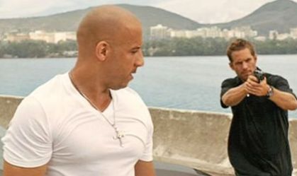 Vin Diesel resgata cena de "Velozes e Furiosos" no Brasil ao lembrar Paul Walker