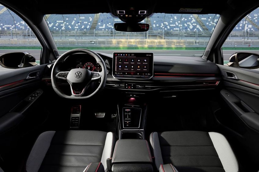 Volkswagen Golf GTI Clubsport é a versão mais extrema da linha / Divulgação