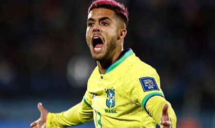 Yan Couto em jogo da Seleção Brasileira