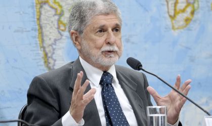 Desinformação nas redes estimula movimentos de extrema direita, diz Amorim