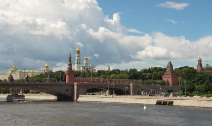 Kremlin ameaça retaliação contra uso de armas britânicas doadas à Ucrânia