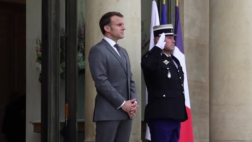 France's Macron urges mainstream parties to form a coalition - letter