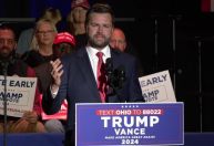 Vice de Trump diz que Biden foi expulso por 