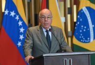 Brasil avalia enviar chanceler para Venezuela