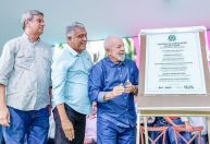 Lula intervém contra vaias a prefeito baiano do MDB e pede respeito