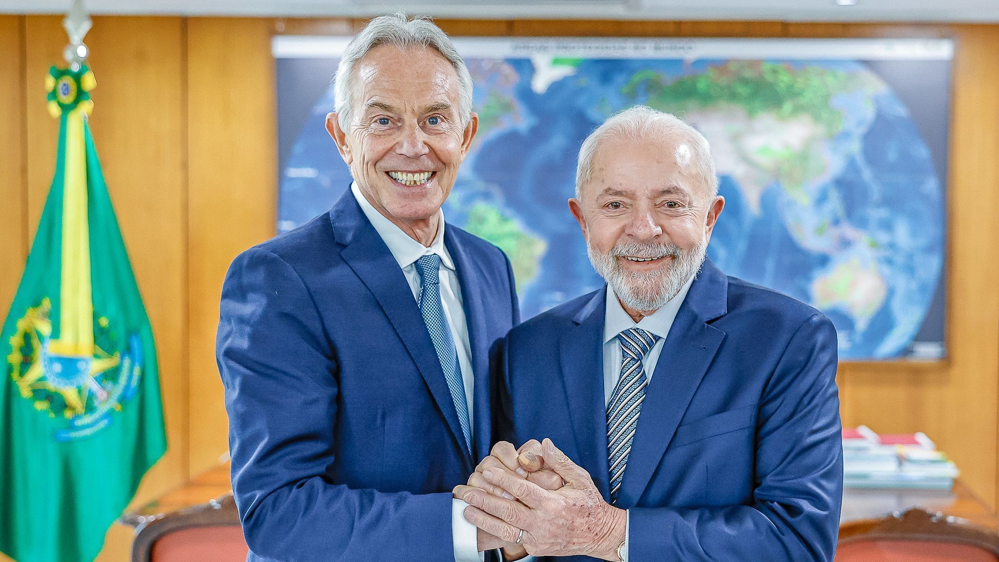 Presidente da República, Luiz Inácio Lula da Silva, durante audiência com o ex-Primeiro-Ministro do Reino Unido Tony Blair