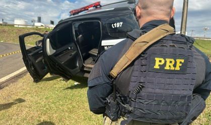 PRF apreende drogas em falsa viatura