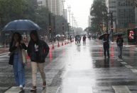 Com chuva, São Paulo registra tarde mais fria de 2024 nesta terça-feira (9)