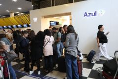 Movimentação de passageiros no aeroporto de Congonhas, em São Paulo, após apagão cibernético