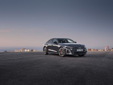 Novo Audi A5 Sedan na cor cinza Magnet