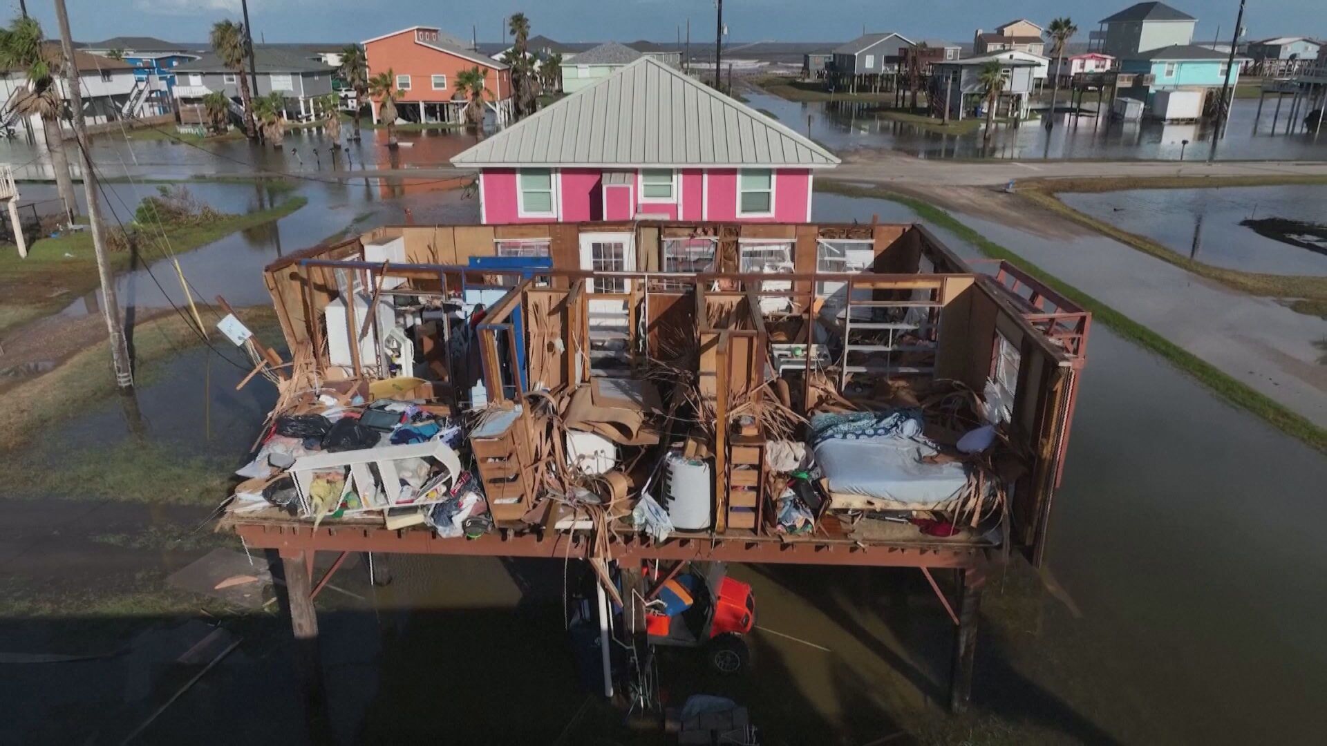 BR_CNN_090724_RTR_EV_D_7306_STORM_BERYL_TEXAS_SURFSIDE_BEACH_AERIALS.mp4_frame_168