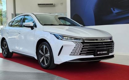 BYD King GS: sedã híbrido tem bons números de economia