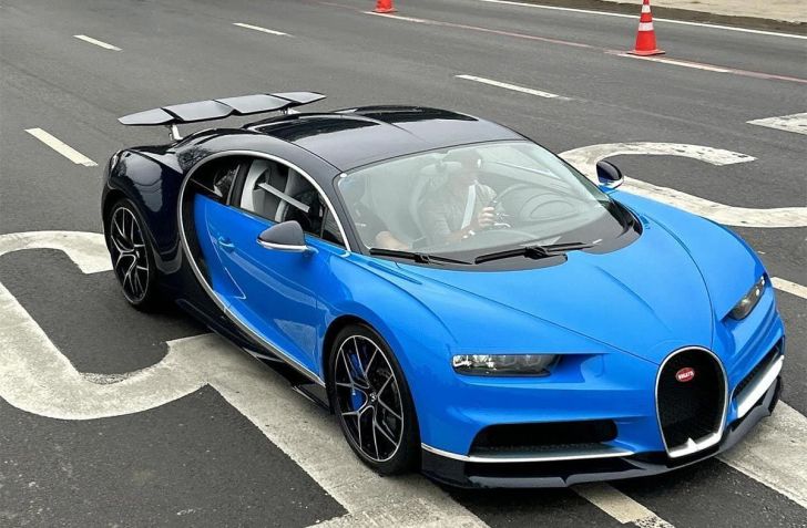 Bugatti Chiron Sport nas ruas de São Paulo • Edison Carvalho