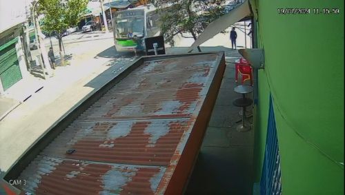 Atropelamento ocorreu poucos segundos após o furto do aparelho