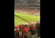 Vídeo: torcedores do Athletico-PR agridem são-paulinos 