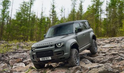 Com V8 da BMW, Land Rover Defender Octa é o mais extremo e luxuoso da história