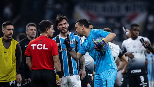 Marchesín ficou irritado com a arbitragem na Neo Química Arena no empate entre Grêmio e Corinthians