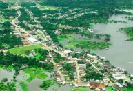 Seca no Amazonas faz cidade temer desabastecimento de comida e medicamentos