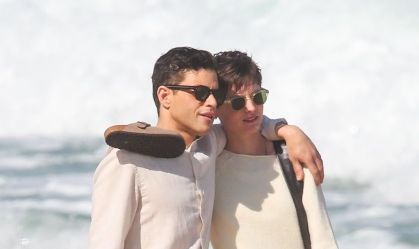 Rami Malek e Emma Corrin terminam relacionamento após 2 anos, diz site