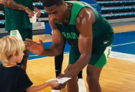 Paris 2024: Filhos de Marcelinho Huertas dão 