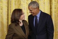 Barack e Michelle Obama formalizam apoio a Kamala Harris