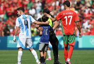 Paris 2024: Argentina perde para o Marrocos em jogo marcado por confusão e desorganização