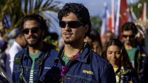 Gabriel Medina denuncia racismo em jogo do Real Madrid