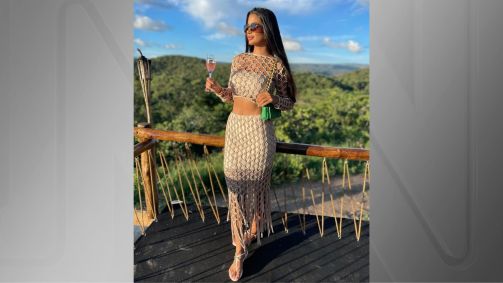 A influenciadora Aline Ferreira, 33 anos, morreu após procedimento estético