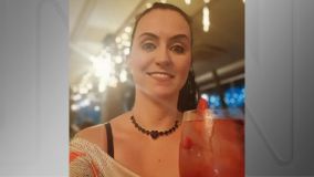 A médica Claudia Soares Alves foi presa por sequestrar bebê em Uberlândia (MG)
