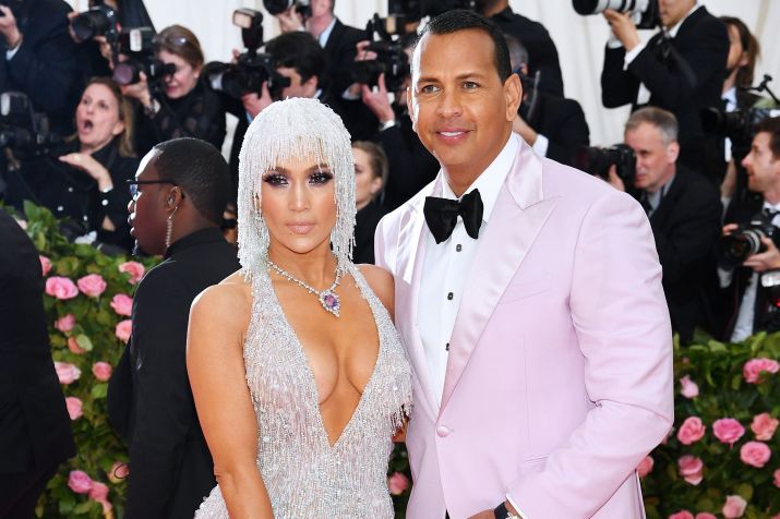 Jennifer Lopez e Alex Rodriguez em 2019 / Dimitrios Kambouris/Getty Images
