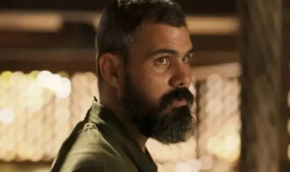 Juliano Cazarré fala sobre evolução de filha: "Se mexendo cada vez mais"