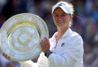 Krejcikova derrota Paolini e conquista primeiro título em Wimbledon