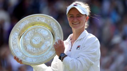 Barbora Krejcikova conquista pela primeira vez o título de Wimbledon