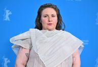 Lena Dunham compara experiência de vegetarianismo com sobriedade