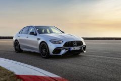 Mercedes-AMG C 63 S E PERFORMANCE chega ao Brasil com tecnologia de F1