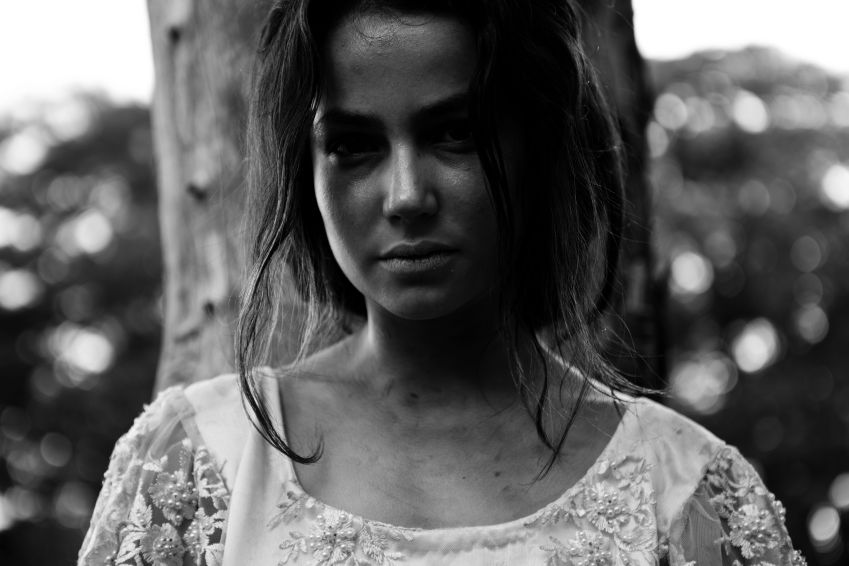Fernanda Marques como Elisa em "Ninguém Sai Vivo Daqui" / Divulgação/Gullane+