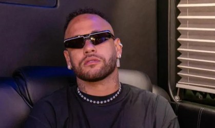Neymar usa mais de R$ 6,5 milhões em look para assistir jogo do Brasil