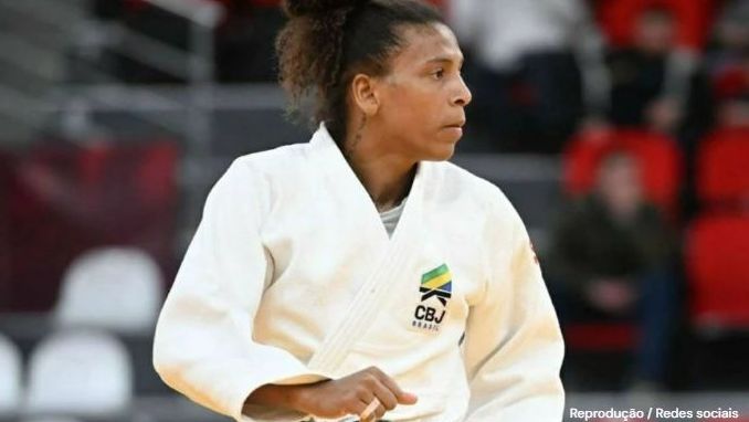 Rafael Silva ainda disputa o torneio por equipes