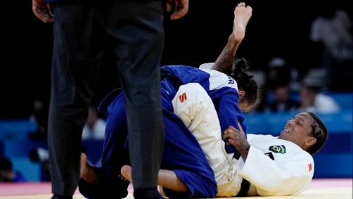 Rafaela Silva avança às quartas de final no judô em Paris 2024
