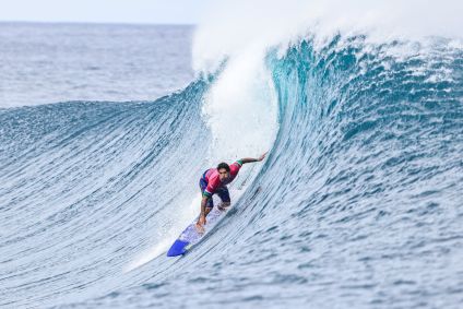 Na foto o atleta Gabriel Medina