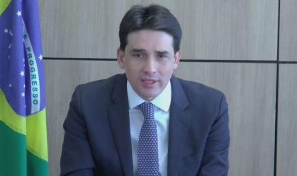 Voa Brasil: Segunda fase do programa terá foco em estudantes, diz ministro à CNN